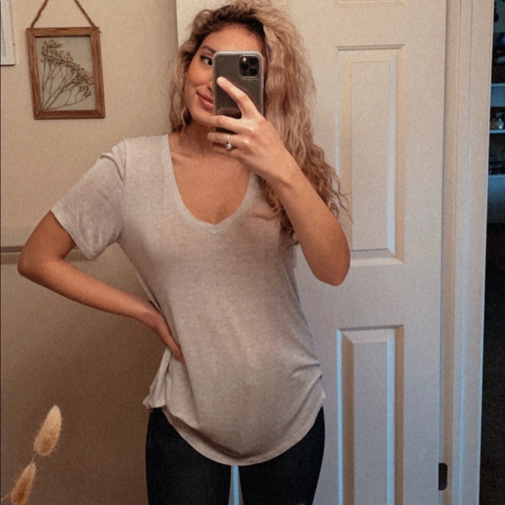 V Neck Sliver/Grey Top